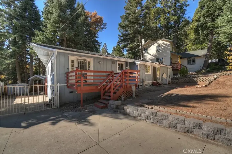 31435 Oakleaf, Running Springs, CA 92382 - Image #2