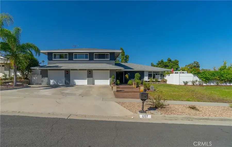 657 Greengate, Corona, CA 92879 - Image #3