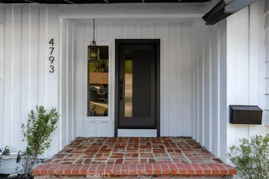 4793 Excelente Drive, Woodland Hills, CA 91364 - Image #3