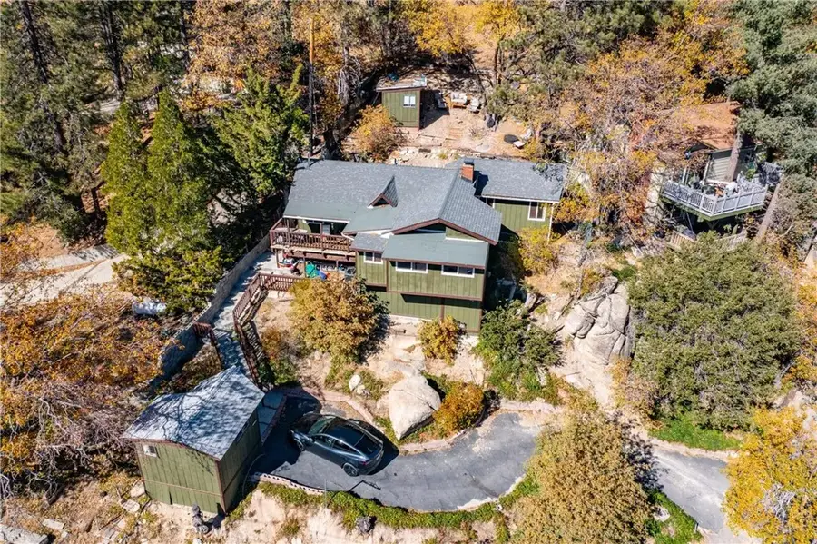 33070 Hilltop Boulevard, Running Springs, CA 92382 - Image #2