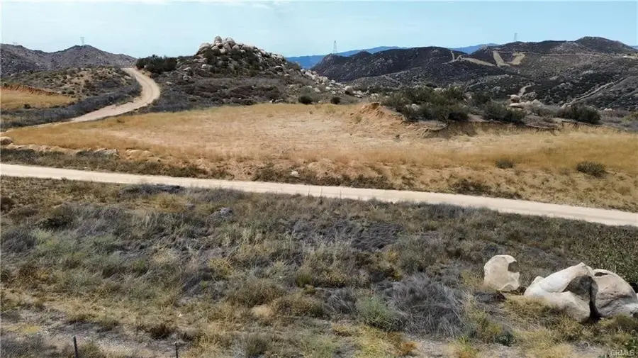 25049 El Toro, Lake Elsinore, CA 92532 - Image #3