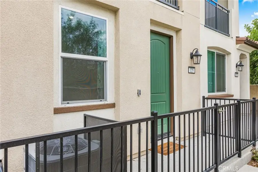 125 Dove Lndg, Covina, CA 91722 - Image #2