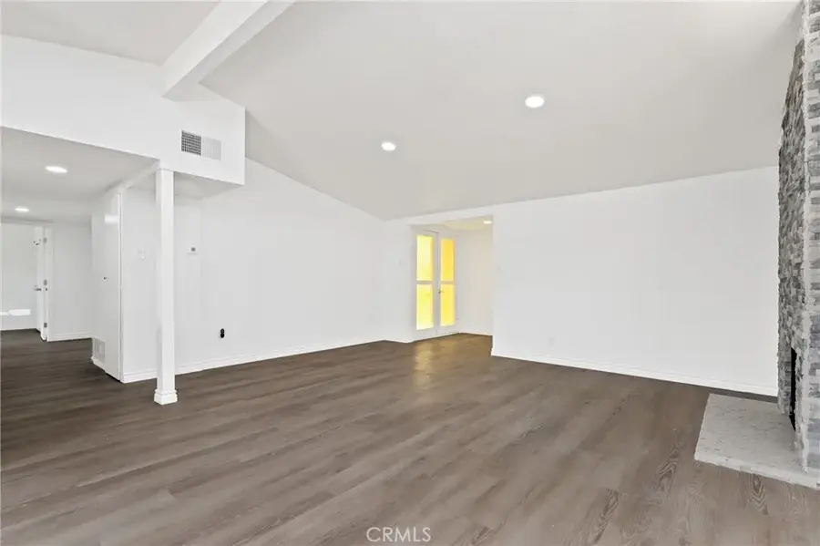 930 S Emerald Street, Anaheim, CA 92804 - Image #3