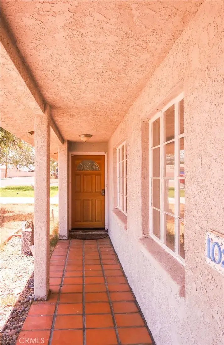 102 Erin Drive, Needles, CA 92363 - #3