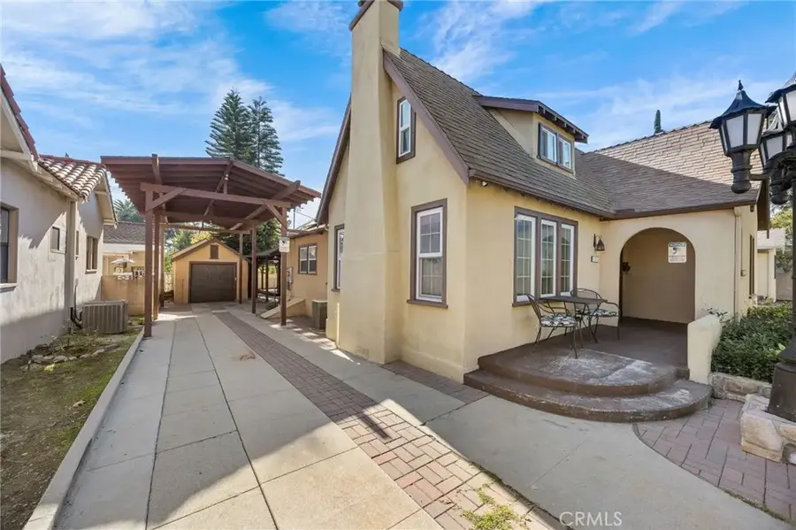 122 E Rosewood Court, Ontario, CA 91764 - Image #3