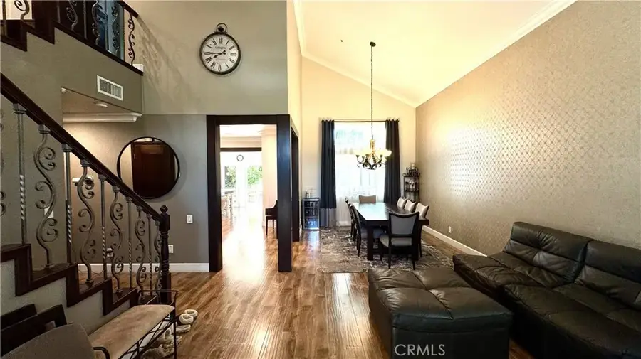 2512 W Halfmoon, Anaheim, CA 92804 - #2