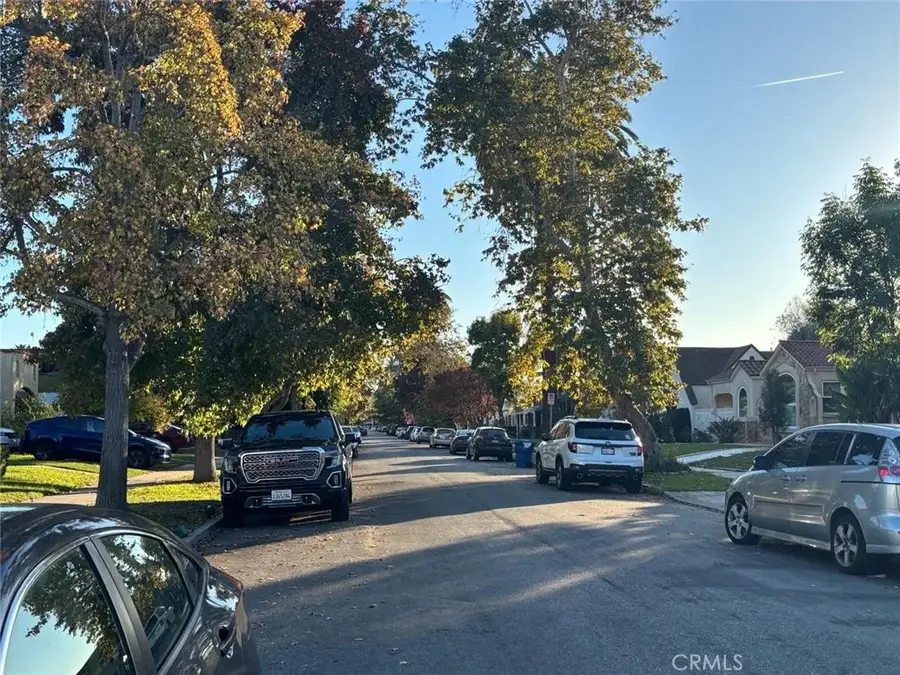 2134 S Sycamore Avenue, Los Angeles, CA 90016 - Image #2