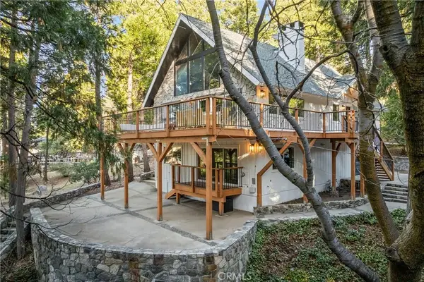 300 Pioneer, Lake Arrowhead, CA 92352