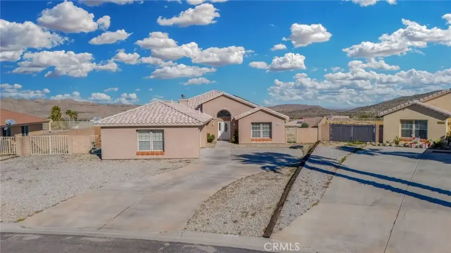 57088 Millstone Drive, Yucca Valley, CA 92284 - Image #3
