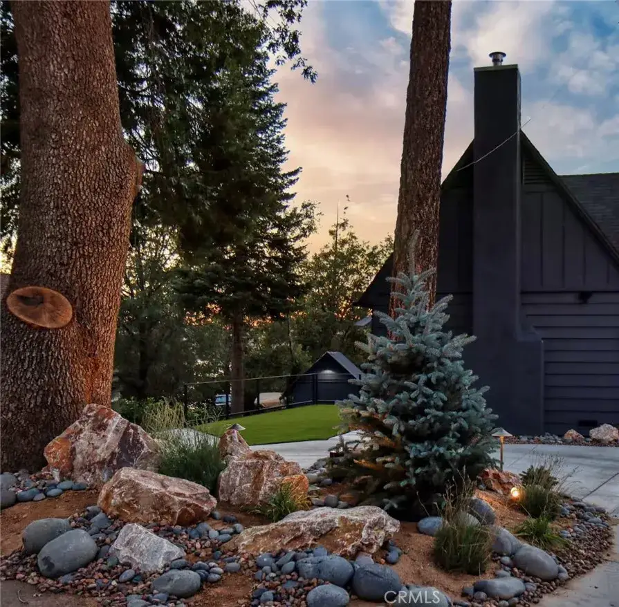 481 Heliotrope Drive, Lake Arrowhead, CA 92352 - Image #3