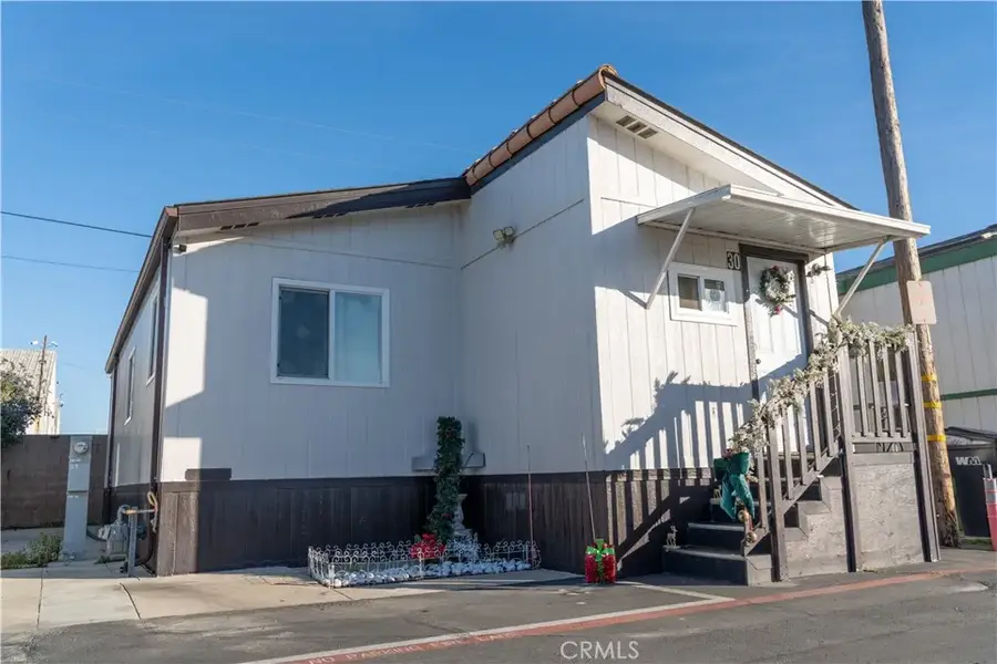 1410 E 6th #30, Corona, CA 92879 - Image #2