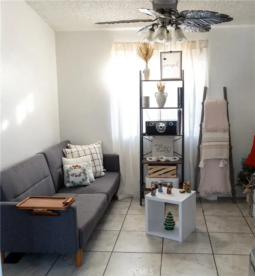 1410 E 6th #30, Corona, CA 92879 - Image #3