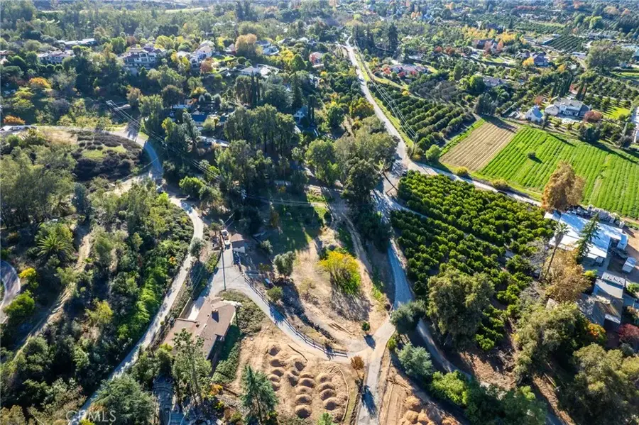 218 Valencia, Redlands, CA 92374 - Image #3