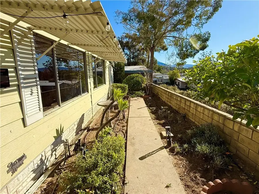 4040 Piedmont #129, Highland, CA 92346 - #2