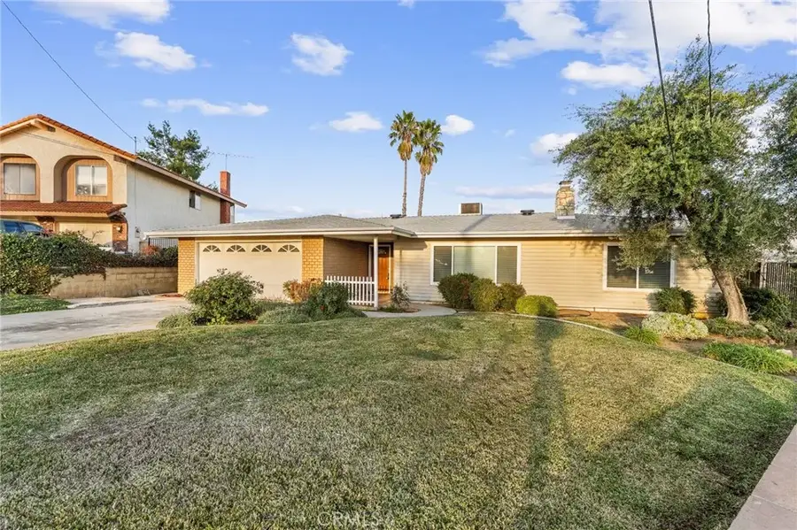 31976 Linda Ladera, Yucaipa, CA 92399 - Image #3