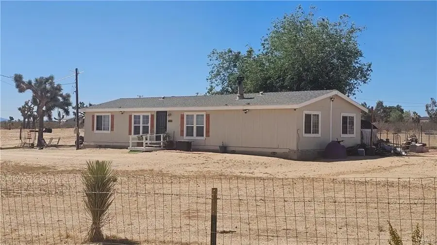 6833 South, Phelan, CA 92371 - #2