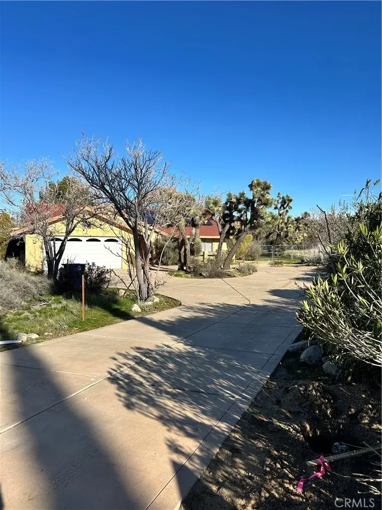56776 Piute Trail, Yucca Valley, CA 92284 - Image #2
