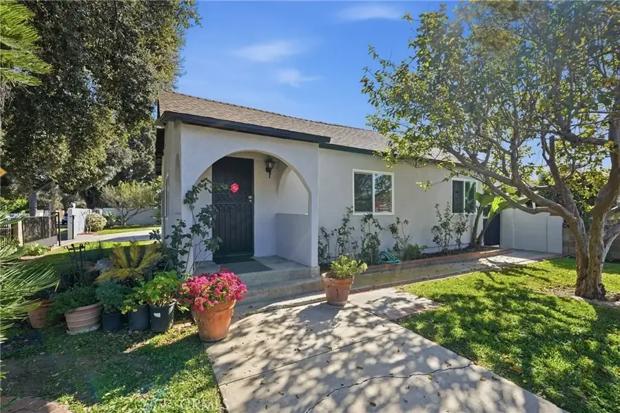 2101 S Hickory, Santa Ana, CA 92707 - Image #3