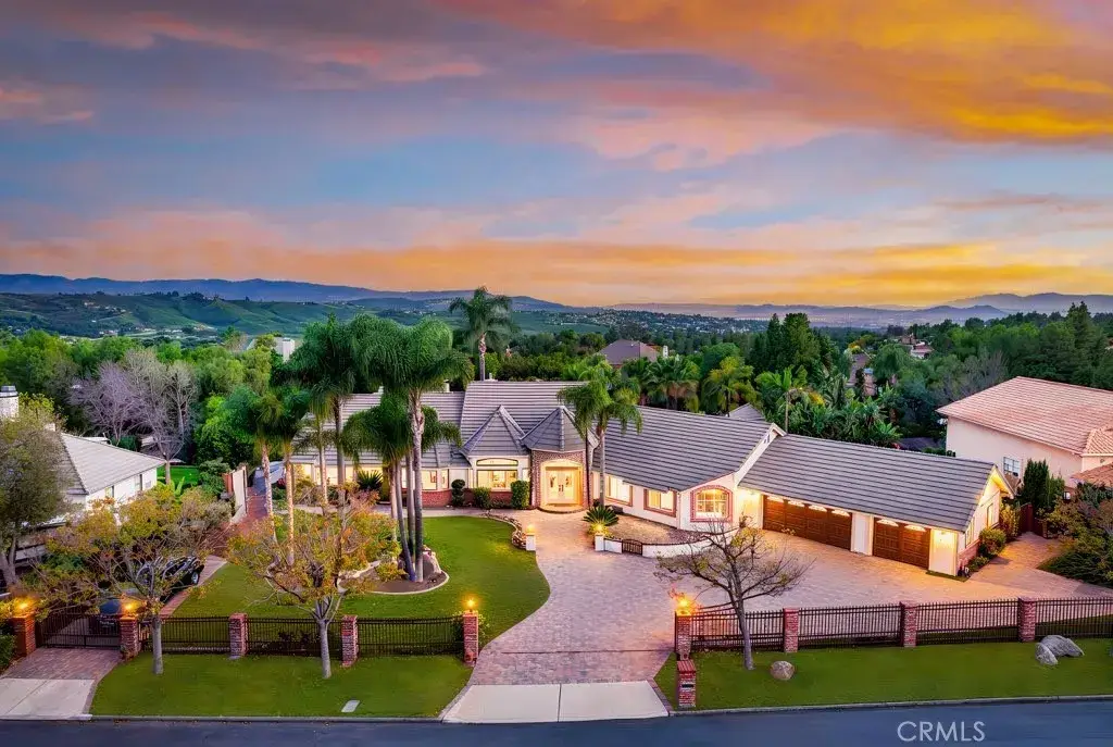 16575 Bonanza Dr, Riverside, CA 92504 - #1