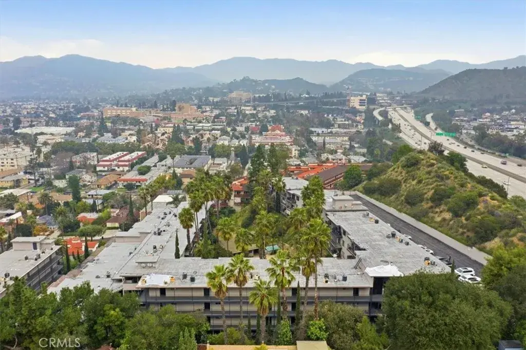 1517 E Garfield #32, Glendale, CA 91205 - Image #1