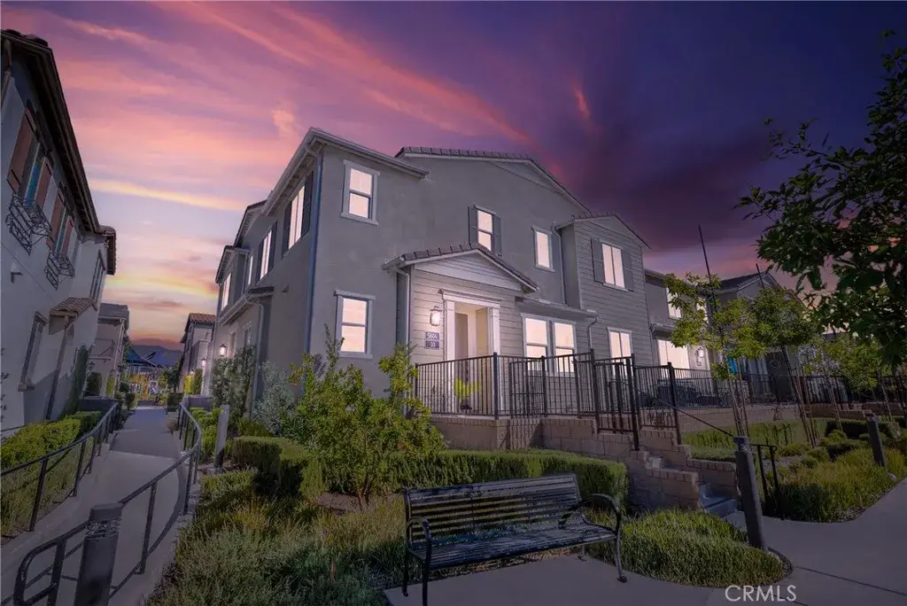 5604 Altamura Way #10, Fontana, CA 92336 - #1