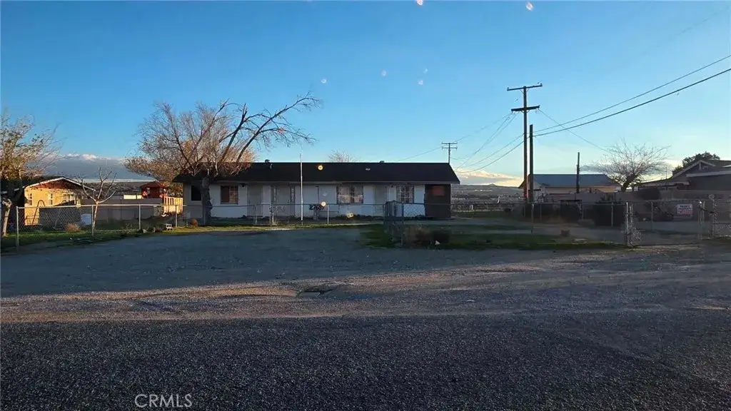27685 Waterman, Barstow, CA 92311 - #1