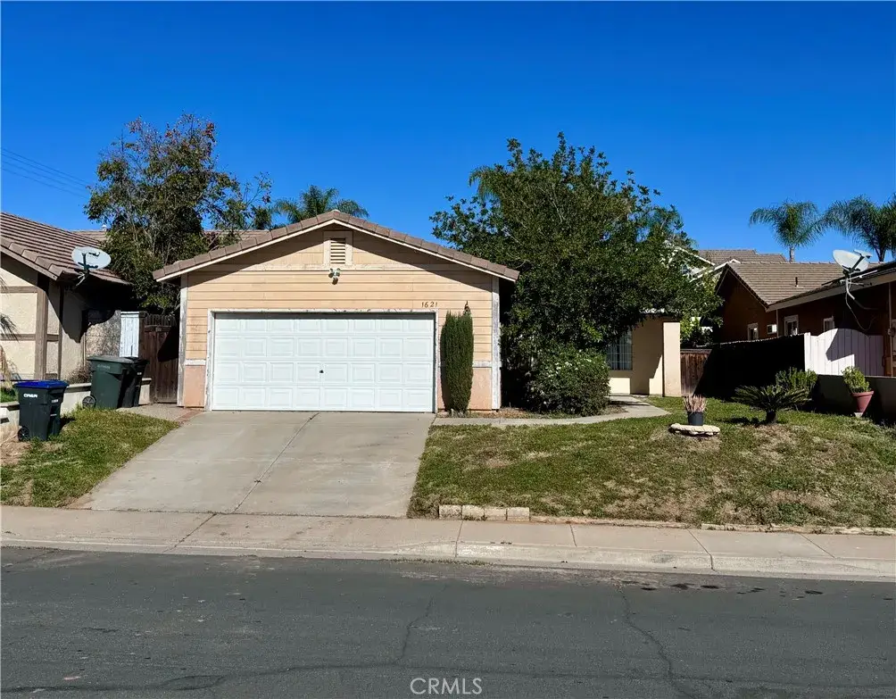 1621 Park Way, Lake Elsinore, CA 92530 - Image #1