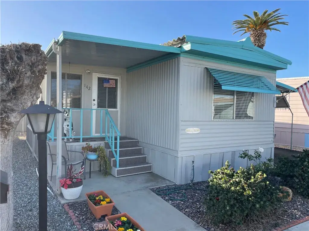 575 S Lyon #142, Hemet, CA 92543 - #1