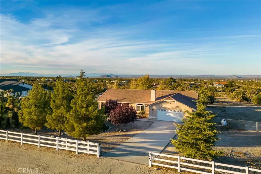 388 Calaveras Road, Pinon Hills, CA 92372 - Image #1
