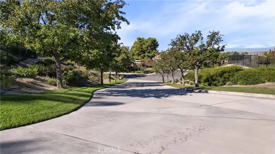 6204 Claridge, Riverside, CA 92506 - #3