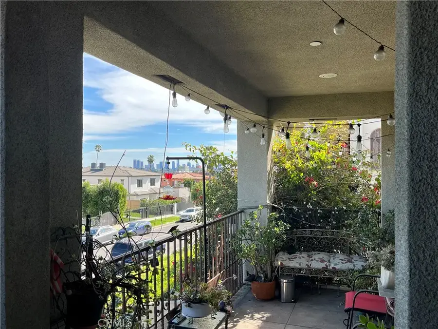 2051 N Catalina Street, Los Angeles, CA 90027 - #2