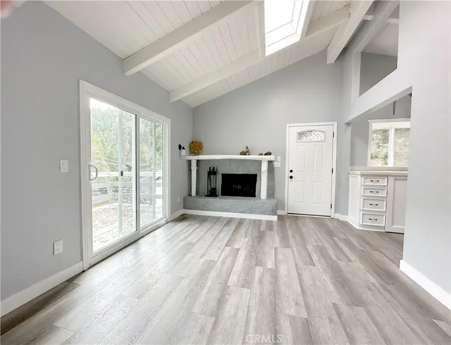 726 Golden, Lake Arrowhead, CA 92352 - Image #2