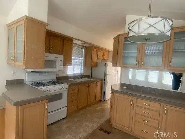 843 Fernwood, San Jacinto, CA 92583 - #3