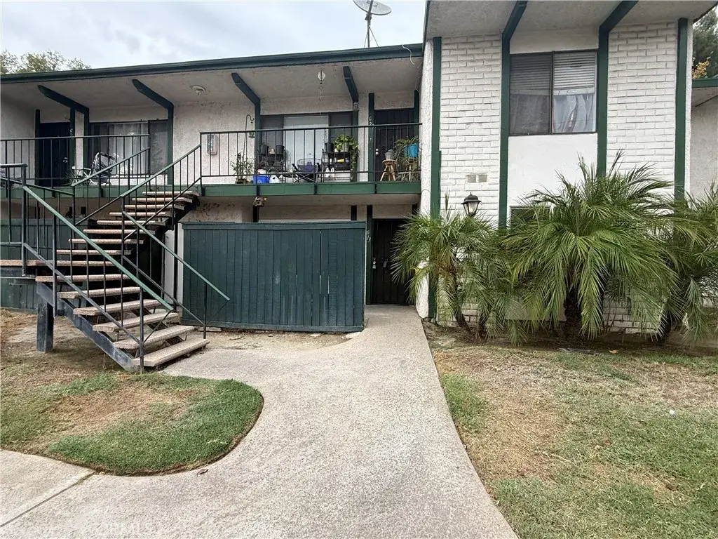 1735 E Washington #G13, Colton, CA 92324 - Image #1