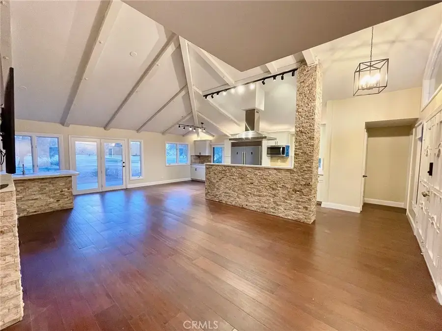 38194 Oaktree Loop, Murrieta, CA 92562 - Image #3