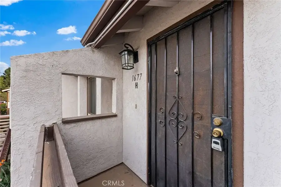 1677 Melrose Avenue Unit#h, Chula Vista, CA 91911 - Image #2