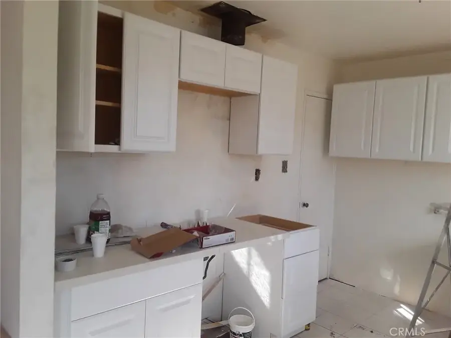 535 W Van Koevering, Rialto, CA 92376 - #2