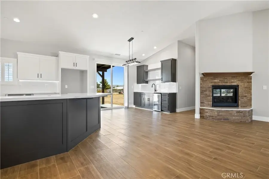 18399 Pacific, Hesperia, CA 92345 - #3