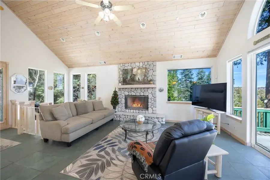 277 Grizzly Road, Lake Arrowhead, CA 92352 - #2