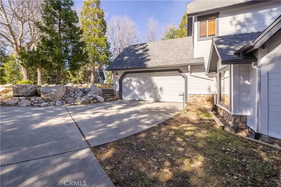229 Shasta, Lake Arrowhead, CA 92352 - #3