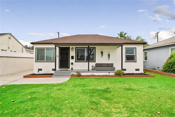 5523 Lakewood Boulevard, Lakewood, CA 90712