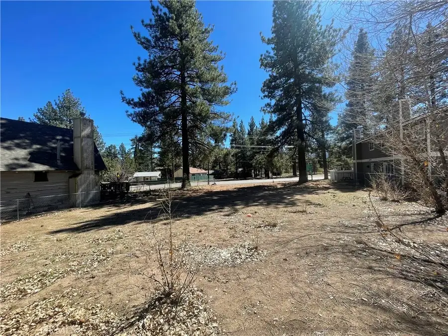 109 W North Shore, Big Bear City, CA 92314 - #2
