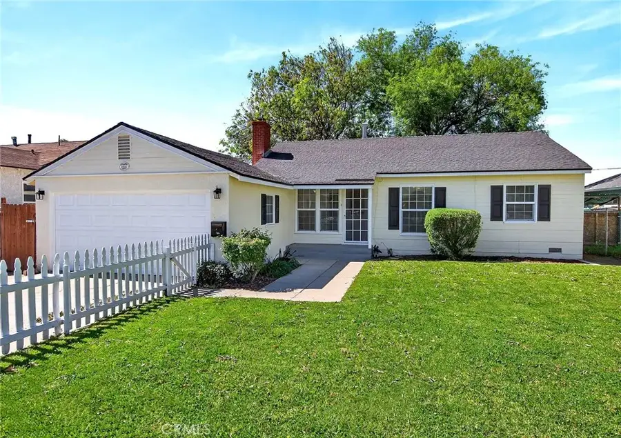 6845 Barcelona Way, Riverside, CA 92504 - #2