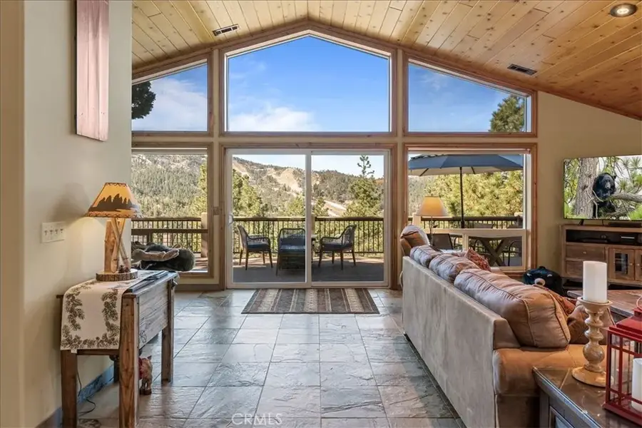 1536 Wolf, Big Bear City, CA 92314 - #2