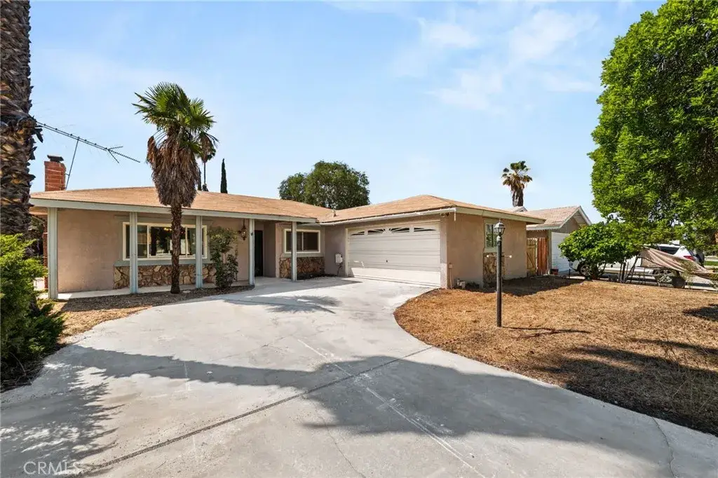 40877 Lela May Avenue, Hemet, CA 92544 - #1
