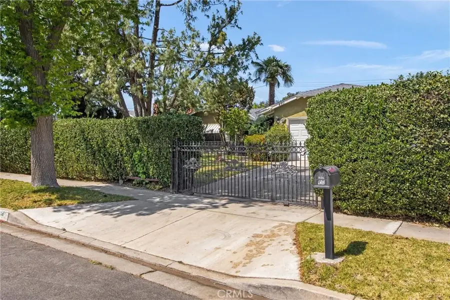 450 W Cromwell, Rialto, CA 92376 - #3