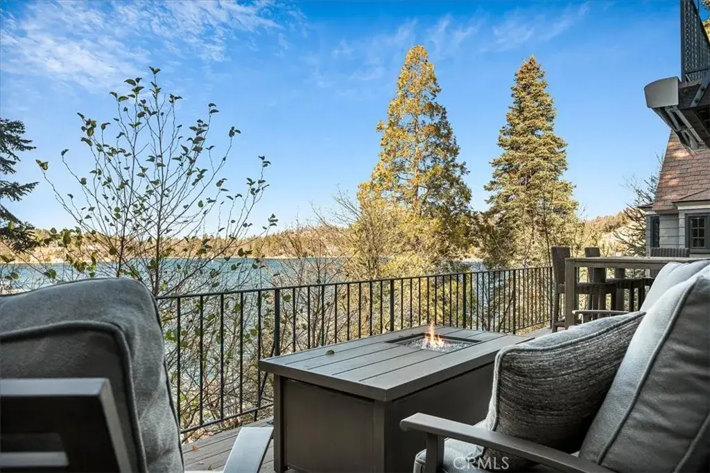 28906 Palisades Drive, Lake Arrowhead, CA 92352 - #1