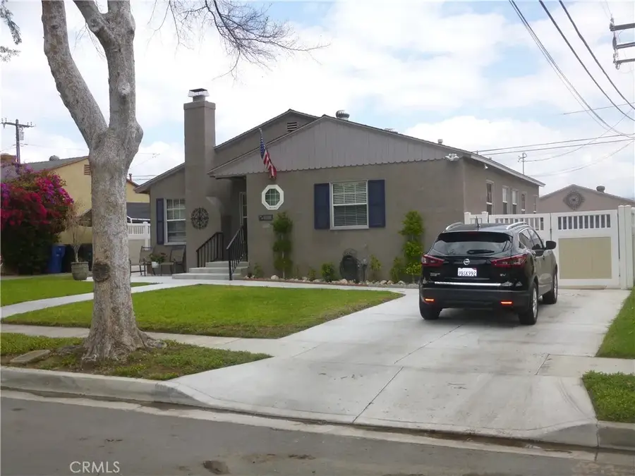 1747 Valencia Avenue, San Bernardino, CA 92404 - #2