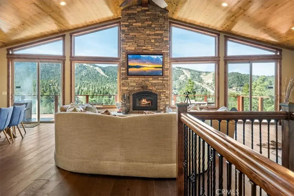43565 Wolf, Big Bear Lake, CA 92315 - #1