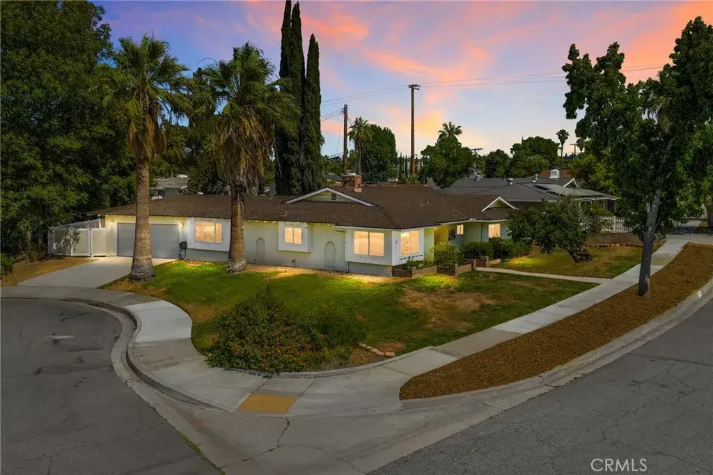 527 Nottingham Drive, Redlands, CA 92373 - #1
